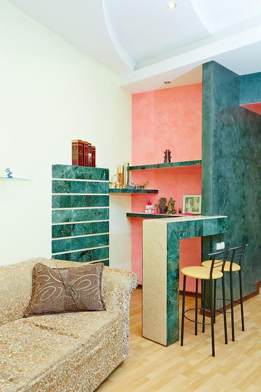 Apartment Deribasovskaya With Jacuzzi Odessa Luaran gambar