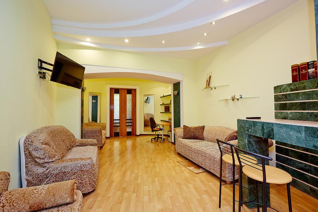 Apartment Deribasovskaya With Jacuzzi Odessa Luaran gambar