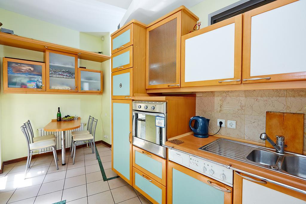 Apartment Deribasovskaya With Jacuzzi Odessa Luaran gambar