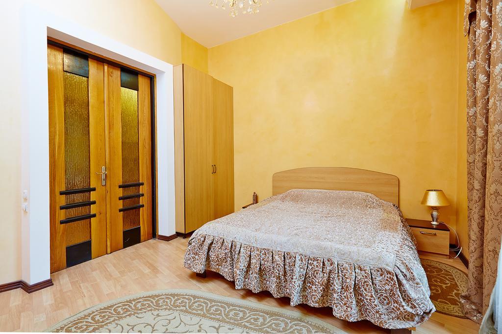 Apartment Deribasovskaya With Jacuzzi Odessa Luaran gambar